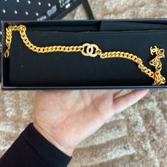 2024 Beautiful Chanel Chocker with thick chain - Picture 10 of 10